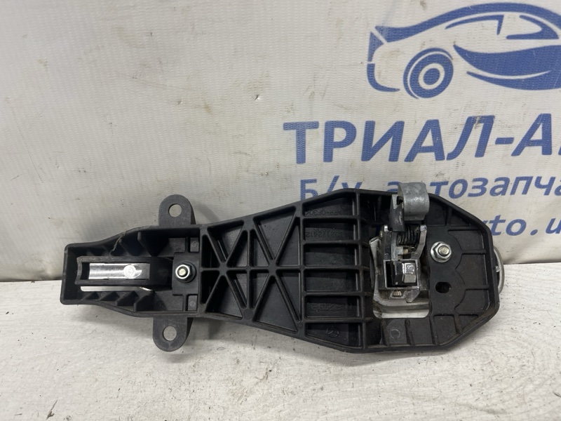 Ручка двери внешняя задняя правая Mazda CX 7 ER 2.2 дизель MZR-CD Ручка двери внешняя задняя правая Mazda CX 7 ER 2.2 дизель MZR-CD