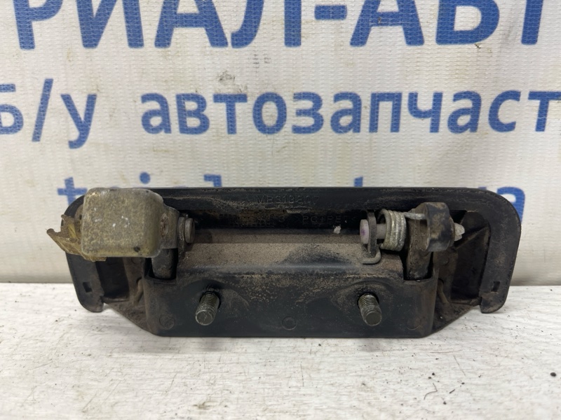 Ручка двери внешняя передняя левая Pajero Sport 1996-2008 K9 2.5 Diesel 4D56 Ручка двери внешняя передняя левая Pajero Sport 1996-2008 K9 2.5 Diesel 4D56
