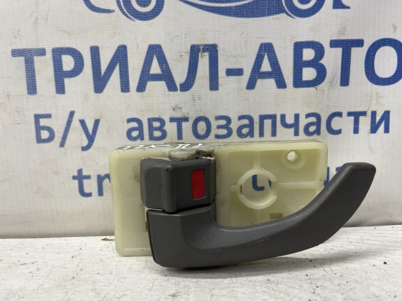 Запчасть ручка двери внутренняя левая Hyundai Tucson 2004-2009 JM 2.0 diesel D4EA 826102E000LM Б/У Ручка двери внутренняя левая Hyundai Tucson 2004-2009 JM 2.0 diesel D4EA 826102E000LM Б/У