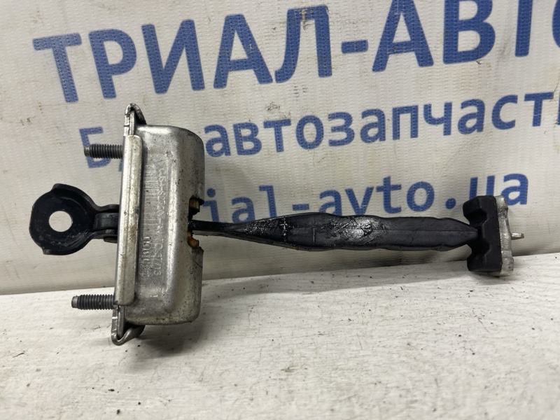 Ограничитель двери задний левый Ford Kuga CBS 2.0 diesel
