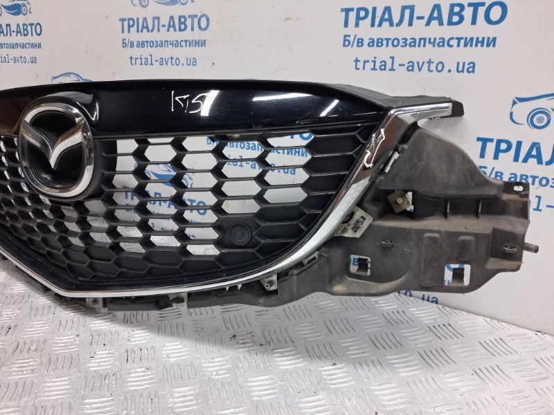 Решетка радиатора Mazda CX 5 KE 2.2 diesel Решетка радиатора Mazda CX 5 KE 2.2 diesel