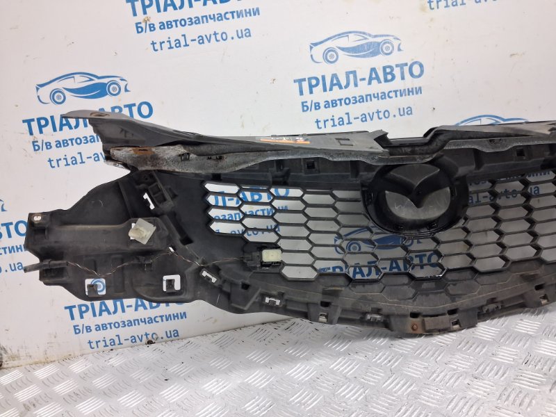 Решетка радиатора CX 5 2011-2017 KE 2.2 diesel Решетка радиатора CX 5 2011-2017 KE 2.2 diesel