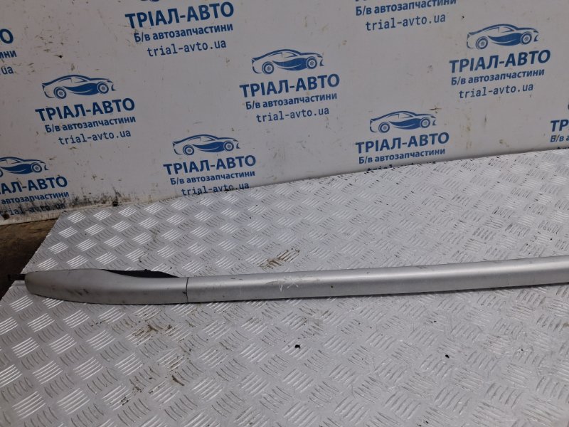 Рейлинг на крышу правый Ford Kuga CBS 2.0 diesel Рейлинг на крышу правый Ford Kuga CBS 2.0 diesel