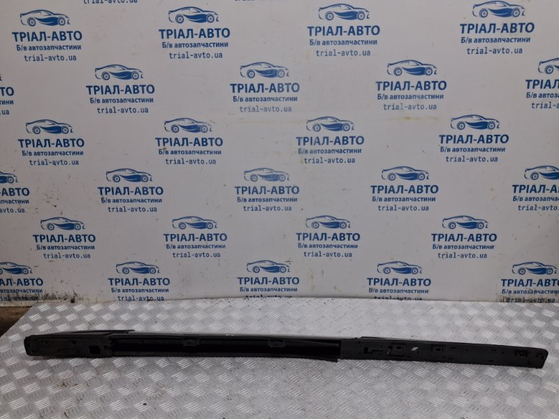 Рейлинг на крышу правый Tucson 2004-2009 JM 2.0 diesel D4EA Рейлинг на крышу правый Tucson 2004-2009 JM 2.0 diesel D4EA