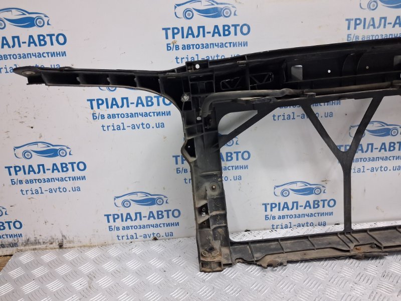 Панель передняя 3 2003-2009 BK 1.6 бензин Z6 Панель передняя 3 2003-2009 BK 1.6 бензин Z6