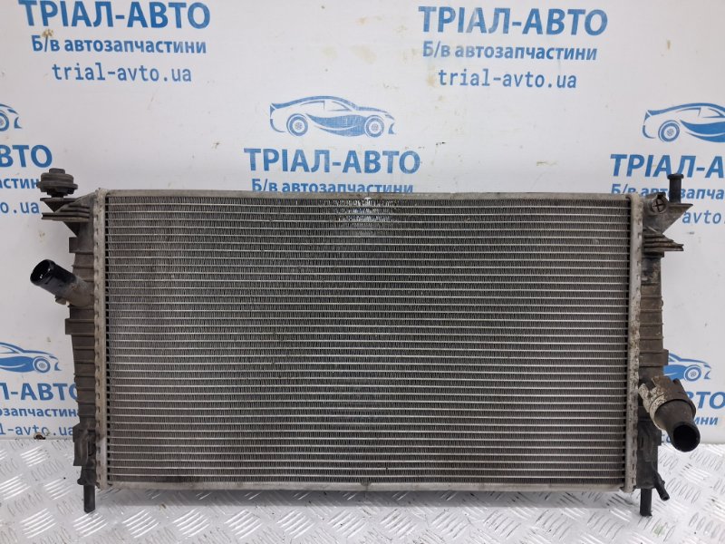Запчасть радиатор основной Mazda 3 2003-2009 BK 1.6 бензин Z6 Z603-15-200 Б/У Радиатор основной Mazda 3 2003-2009 BK 1.6 бензин Z6 Z603-15-200 Б/У