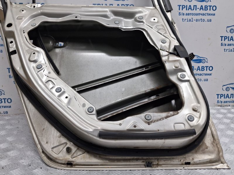 Дверь задняя левая 3 2003-2009 BK 1.6 бензин Z6 Дверь задняя левая 3 2003-2009 BK 1.6 бензин Z6