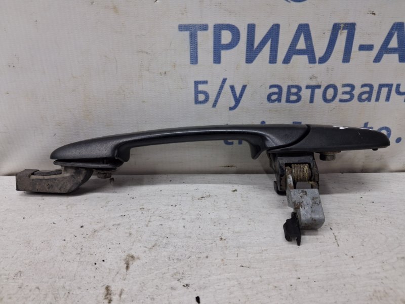 Ручка двери внешняя задняя правая 3 2003-2009 BK 1.6 бензин Z6 Ручка двери внешняя задняя правая 3 2003-2009 BK 1.6 бензин Z6