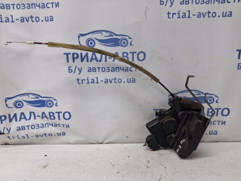 Запчасть замок двери передний левый Mazda 3 2003-2009 BK 1.6 бензин Z6 BP4K-59-310D Б/У Замок двери передний левый Mazda 3 2003-2009 BK 1.6 бензин Z6 BP4K-59-310D Б/У