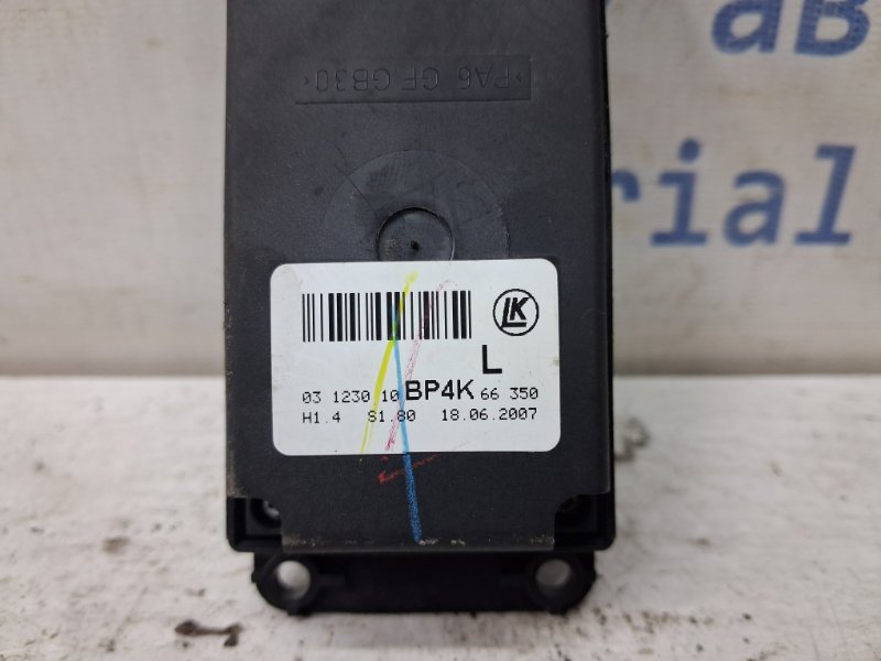 Блок управления стеклоподъемниками 3 2003-2009 BK 1.6 бензин Z6