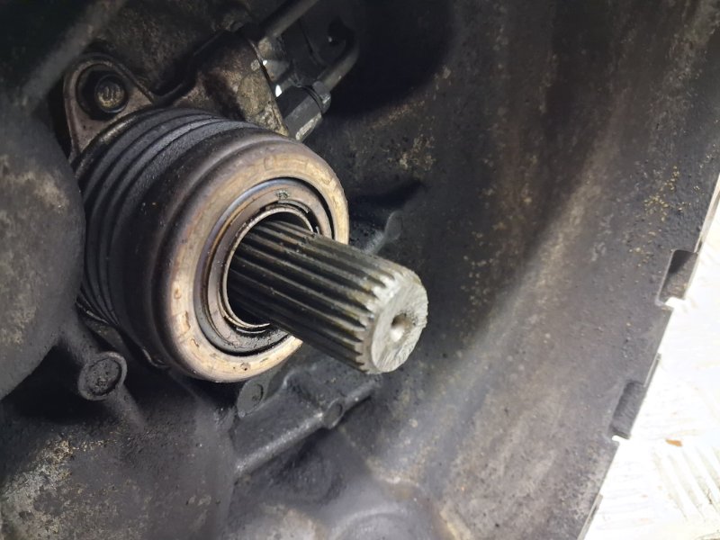 Коробка передач МКПП Hyundai Tucson JM 2.0 diesel D4EA Коробка передач МКПП Hyundai Tucson JM 2.0 diesel D4EA