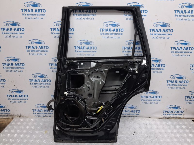 Дверь задняя правая X-Trail 2007-2015 T31 2.5 бензин QR25DE Дверь задняя правая X-Trail 2007-2015 T31 2.5 бензин QR25DE