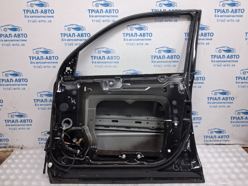 Дверь передняя правая X-Trail 2007-2015 T31 2.5 бензин QR25DE Дверь передняя правая X-Trail 2007-2015 T31 2.5 бензин QR25DE