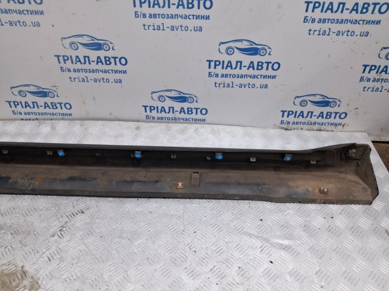 Накладка порога внешняя правая Outlander 2007-2012 XL 2.2 diesel 4N14 Накладка порога внешняя правая Outlander 2007-2012 XL 2.2 diesel 4N14