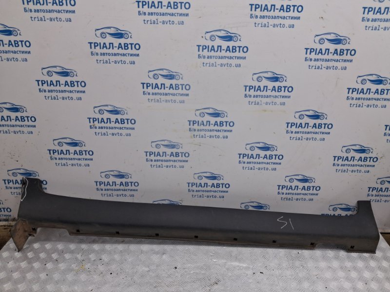 Запчасть накладка порога внешняя правая Kia Sportage 2010-2016 SL 2.0 diesel D4HA 877523U000 Б/У Накладка порога внешняя правая Kia Sportage 2010-2016 SL 2.0 diesel D4HA 877523U000 Б/У