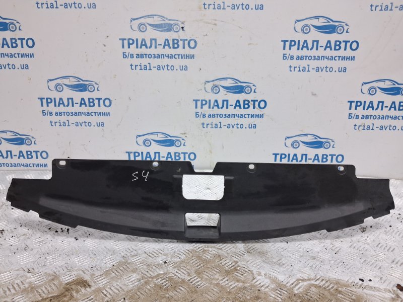 Запчасть накладка передней панели Mitsubishi Outlander 2007-2012 XL 2.2 diesel 4N14 7450A588 Б/У Накладка передней панели Mitsubishi Outlander 2007-2012 XL 2.2 diesel 4N14 7450A588 Б/У