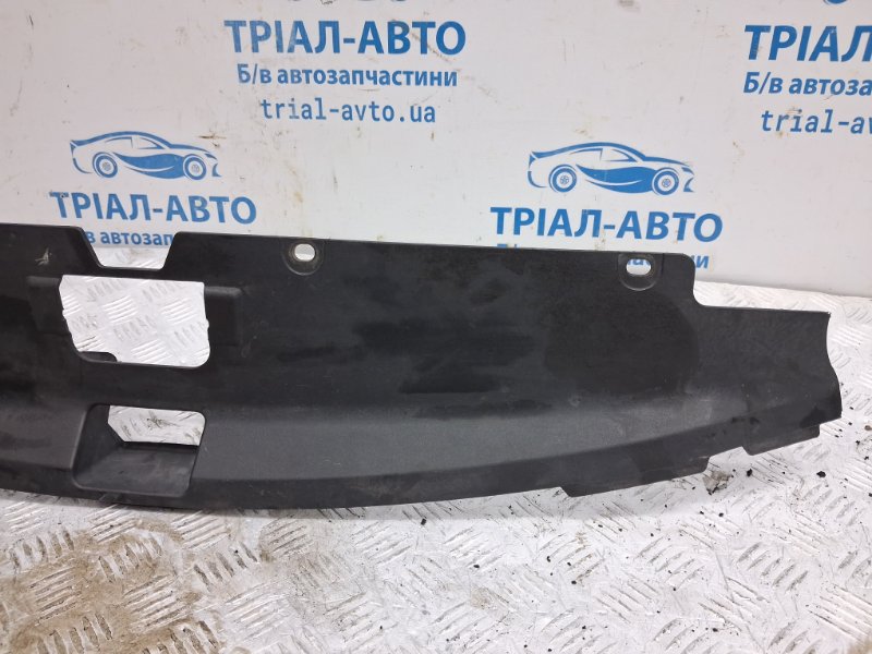 Накладка передней панели Mitsubishi Outlander XL 2.2 diesel 4N14 Накладка передней панели Mitsubishi Outlander XL 2.2 diesel 4N14