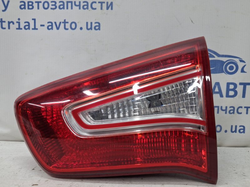 Запчасть фонарь задний внутренний правый Kia Sportage 2010-2016 SL 2.0 diesel D4HA 924063W010 Б/У Фонарь задний внутренний правый Kia Sportage 2010-2016 SL 2.0 diesel D4HA 924063W010 Б/У