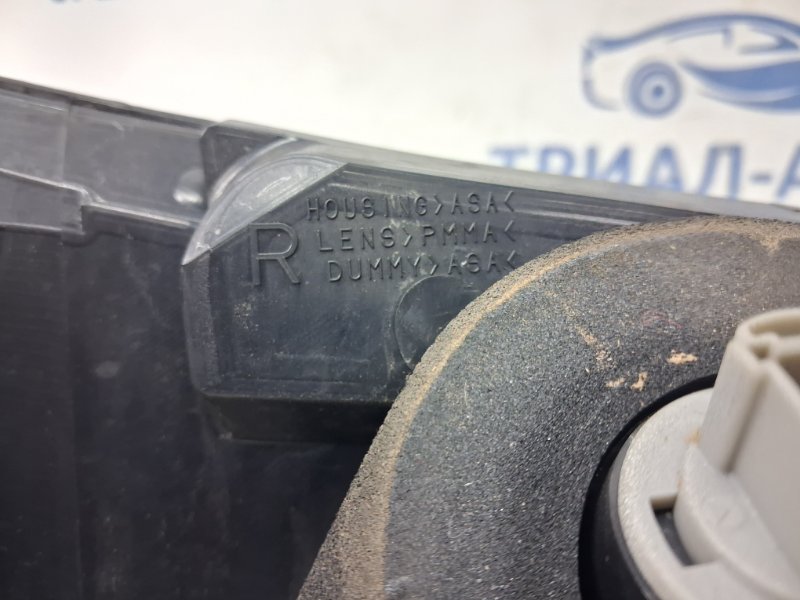 Фонарь задний внутренний правый Outlander 2007-2012 XL 2.2 diesel 4N14 Фонарь задний внутренний правый Outlander 2007-2012 XL 2.2 diesel 4N14