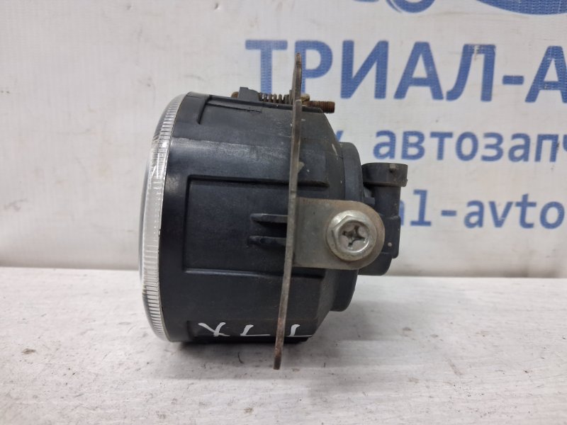 Фара противотуманная Mitsubishi Outlander XL 2.2 diesel 4N14 Фара противотуманная Mitsubishi Outlander XL 2.2 diesel 4N14