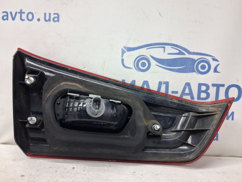 Фонарь задний внутренний правый ASX 2010- GA 1.8 Diesel 4N13