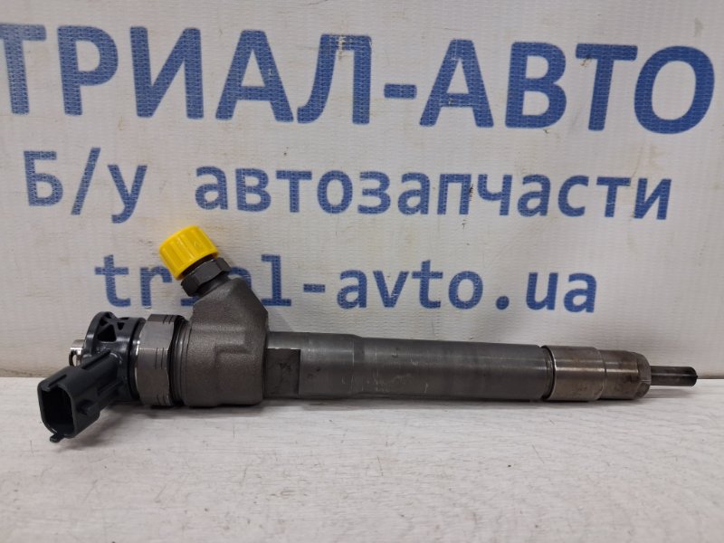 Запчасть форсунка топливная Nissan Qashqai 2013-2022 J11 1.6 diesel R9M 1660000Q2D Б/У Форсунка топливная Nissan Qashqai 2013-2022 J11 1.6 diesel R9M 1660000Q2D Б/У