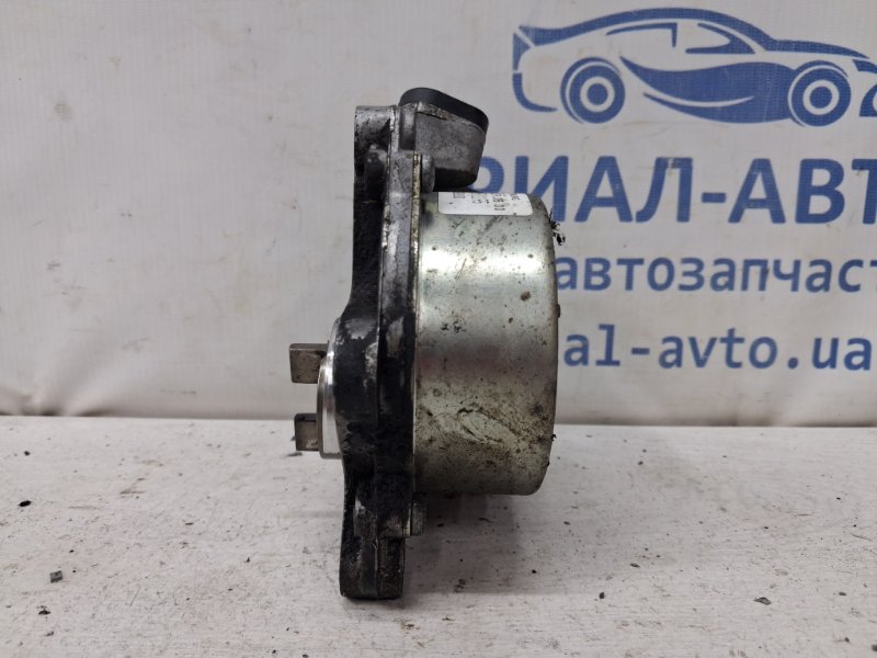 Насос вакуумный Kuga 2011-2019 CBS 2.0 diesel Насос вакуумный Kuga 2011-2019 CBS 2.0 diesel