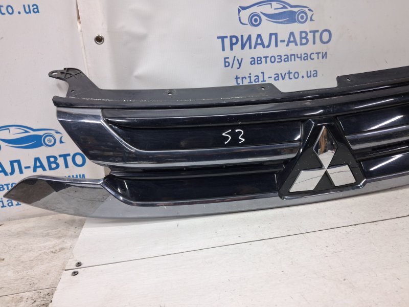 Решетка радиатора Mitsubishi Outlander GF 2.0 бензин 4B11 Решетка радиатора Mitsubishi Outlander GF 2.0 бензин 4B11