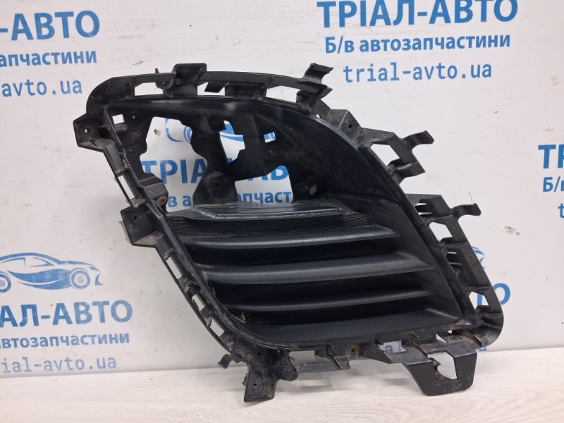 Запчасть решетка переднего бампера правая Mazda CX 7 2006-2012 ER 2.2 дизель MZR-CD Б/У Решетка переднего бампера правая Mazda CX 7 2006-2012 ER 2.2 дизель MZR-CD Б/У