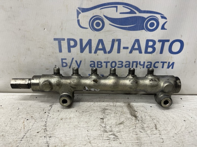 Запчасть топливная рампа Mitsubishi ASX 2010- GA 1.8 Diesel 4N13 1465A404 Б/У Топливная рампа Mitsubishi ASX 2010- GA 1.8 Diesel 4N13 1465A404 Б/У