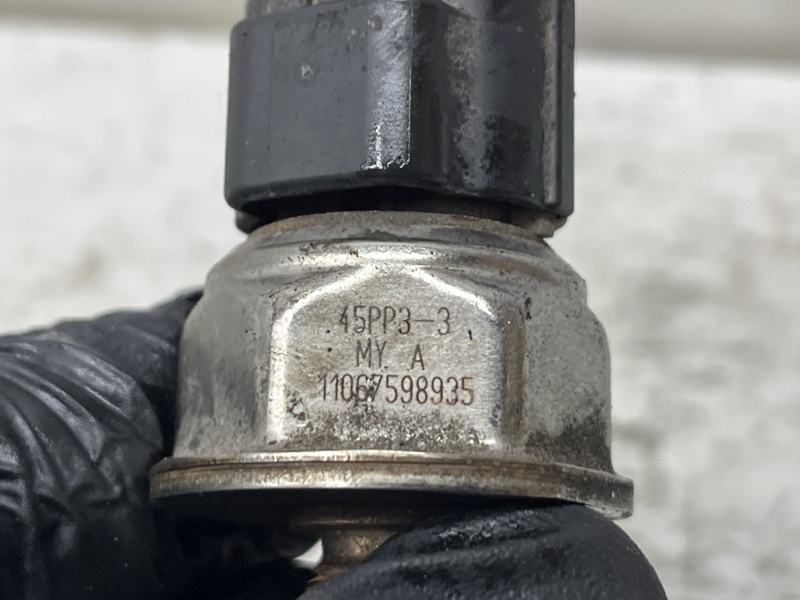 Датчик давления топлива в рейке ASX 2010- GA 1.8 Diesel 4N13