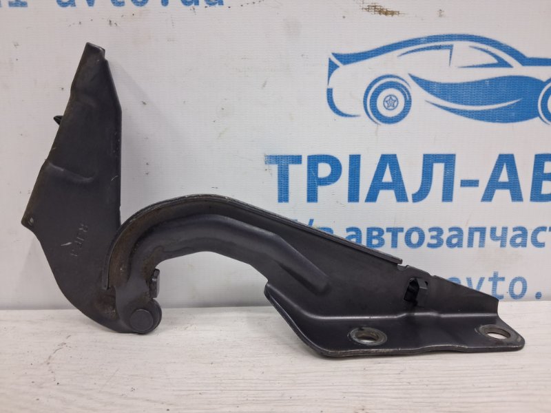 Запчасть петля капота правая Mitsubishi Outlander 2007-2012 XL 2.2 diesel 4N14 MN175242 Б/У Петля капота правая Mitsubishi Outlander 2007-2012 XL 2.2 diesel 4N14 MN175242 Б/У