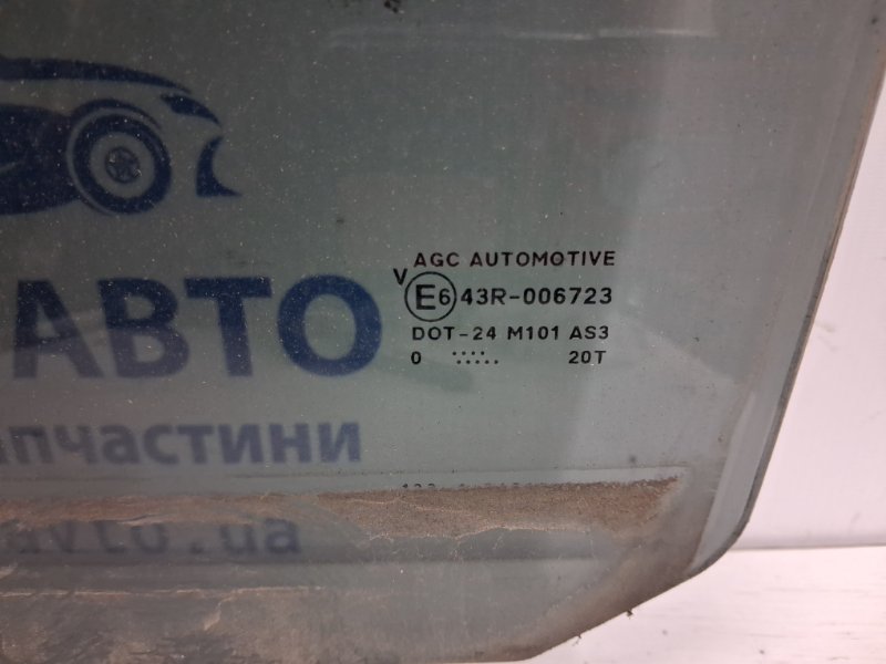 Стекло двери заднее левое Mitsubishi Outlander XL 2.2 diesel 4N14 Стекло двери заднее левое Mitsubishi Outlander XL 2.2 diesel 4N14