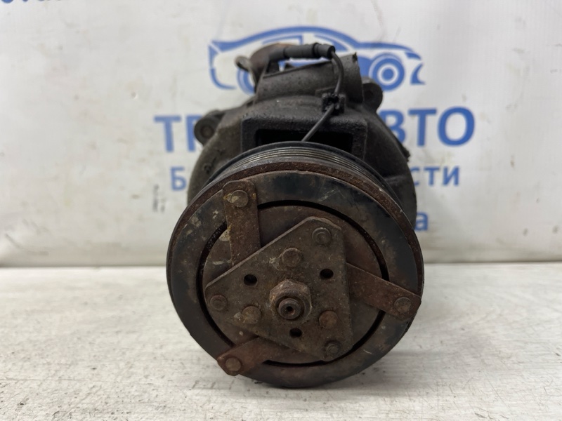 Компрессор кондиционера Outlander 2007-2012 XL 2.2 diesel 4N14 Компрессор кондиционера Outlander 2007-2012 XL 2.2 diesel 4N14