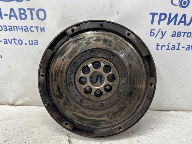 Запчасть маховик Kia Sportage 2010-2016 SL 2.0 diesel D4HA 232002F011 Б/У Маховик Kia Sportage 2010-2016 SL 2.0 diesel D4HA 232002F011 Б/У