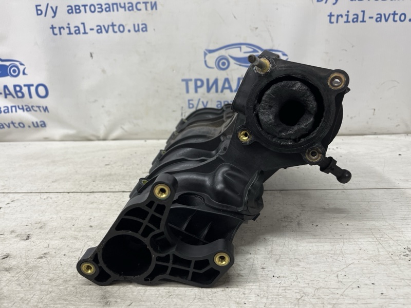 Коллектор впускной пластик Sportage 2010-2016 SL 2.0 diesel D4HA Коллектор впускной пластик Sportage 2010-2016 SL 2.0 diesel D4HA