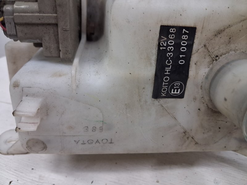 Бачок омывателя RX 350 2003-2009 XU30 3.5 Бензин 2GRFE Бачок омывателя RX 350 2003-2009 XU30 3.5 Бензин 2GRFE