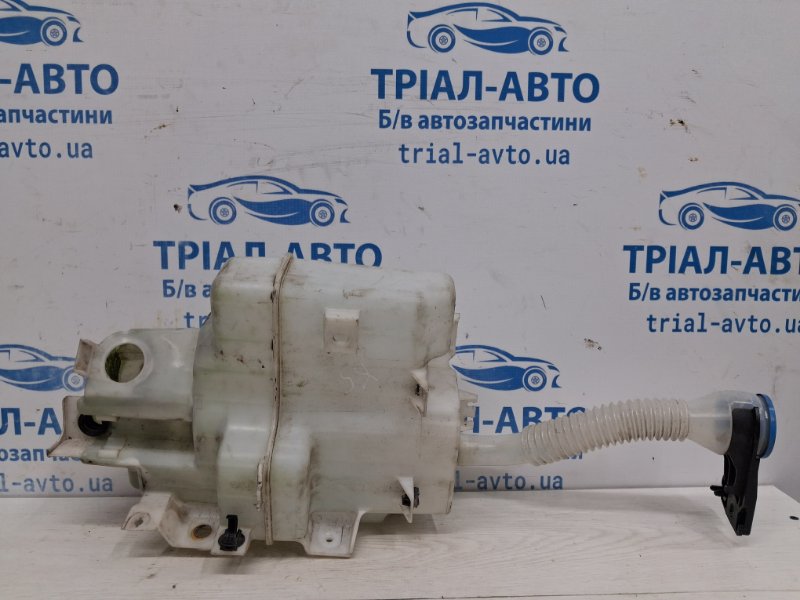 Бачок омывателя CX 5 2011-2017 KE 2.2 diesel Бачок омывателя CX 5 2011-2017 KE 2.2 diesel