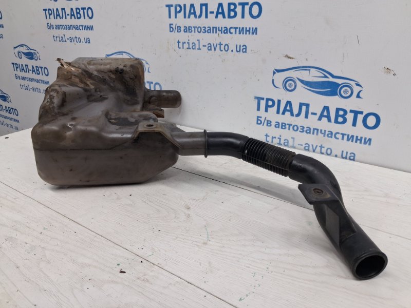 Бачок омывателя Mitsubishi Pajero Sport K9 2.5 Diesel 4D56 Бачок омывателя Mitsubishi Pajero Sport K9 2.5 Diesel 4D56