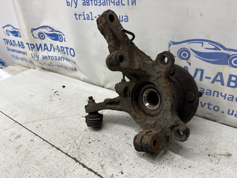 Кулак поворотный левый со ступицей Outlander 2007-2012 XL 2.2 diesel 4N14 Кулак поворотный левый со ступицей Outlander 2007-2012 XL 2.2 diesel 4N14