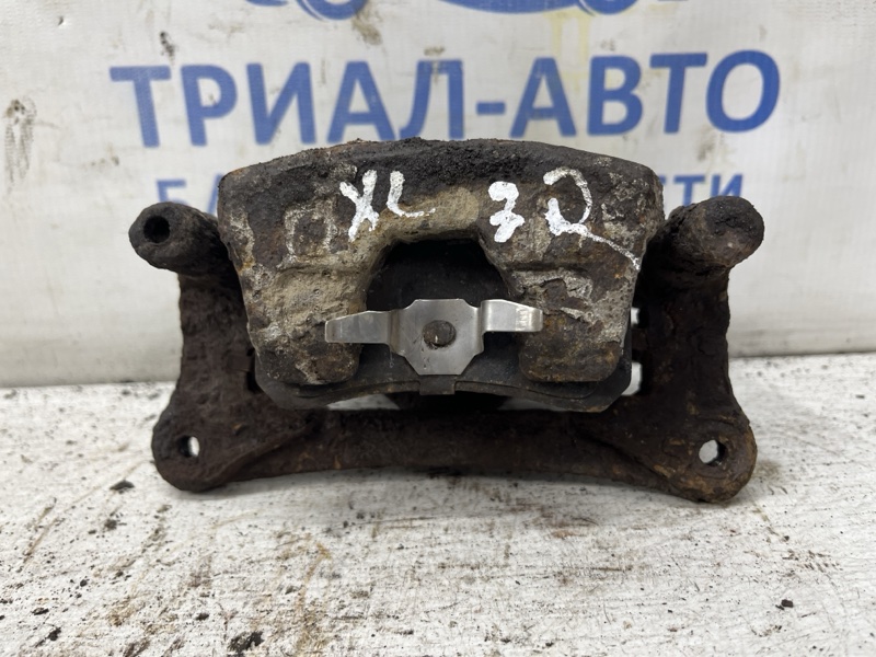 Запчасть суппорт задний правый Mitsubishi Outlander 2007-2012 XL 2.2 diesel 4N14 MN116310 Б/У Суппорт задний правый Mitsubishi Outlander 2007-2012 XL 2.2 diesel 4N14 MN116310 Б/У