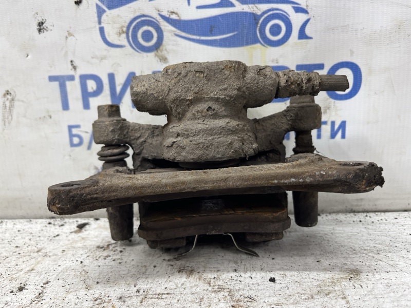 Суппорт задний левый Mitsubishi Outlander XL 2.2 diesel 4N14 Суппорт задний левый Mitsubishi Outlander XL 2.2 diesel 4N14