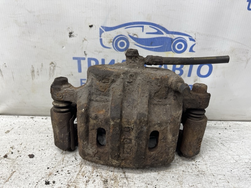 Суппорт передний левый Mitsubishi Outlander XL 2.2 diesel 4N14 Суппорт передний левый Mitsubishi Outlander XL 2.2 diesel 4N14