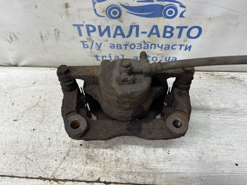 Суппорт передний правый X-Trail 2007-2015 T31 2.5 бензин QR25DE Суппорт передний правый X-Trail 2007-2015 T31 2.5 бензин QR25DE