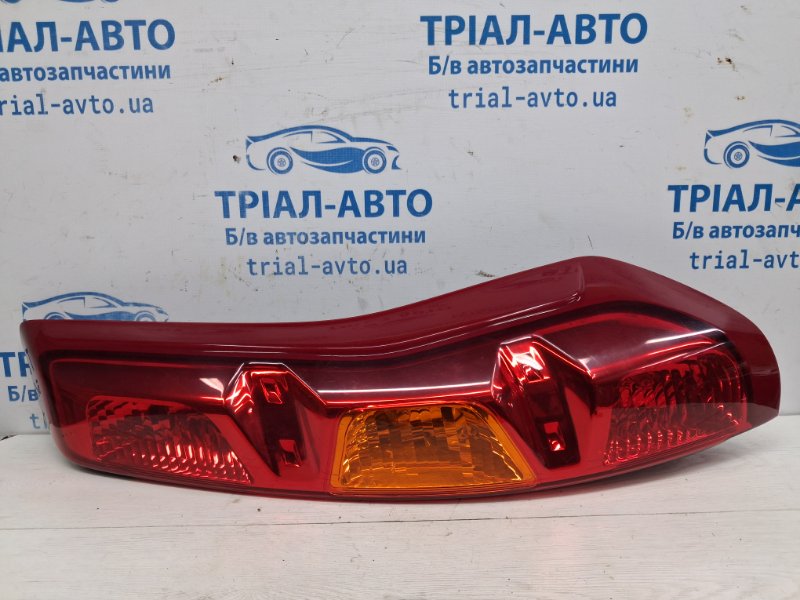 Запчасть фонарь задний внешний правый Nissan X-Trail 2007-2015 T31 2.5 бензин QR25DE 26550JG00A Б/У Фонарь задний внешний правый Nissan X-Trail 2007-2015 T31 2.5 бензин QR25DE 26550JG00A Б/У
