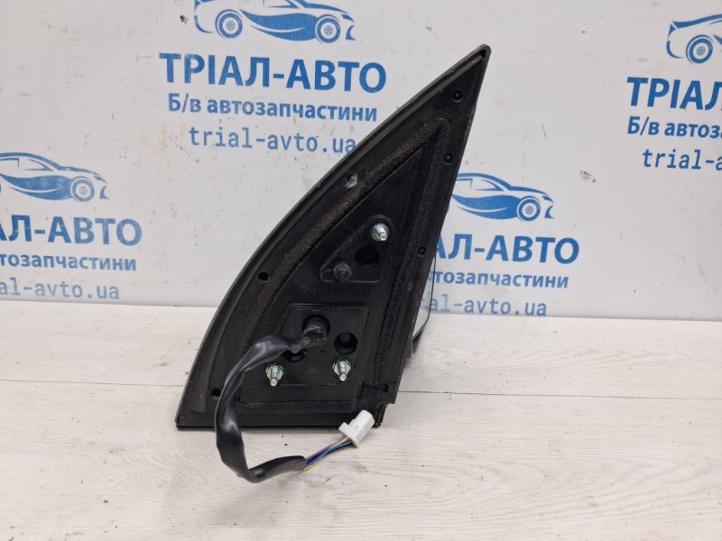 Зеркало правое X-Trail 2007-2015 T31 2.5 бензин QR25DE Зеркало правое X-Trail 2007-2015 T31 2.5 бензин QR25DE