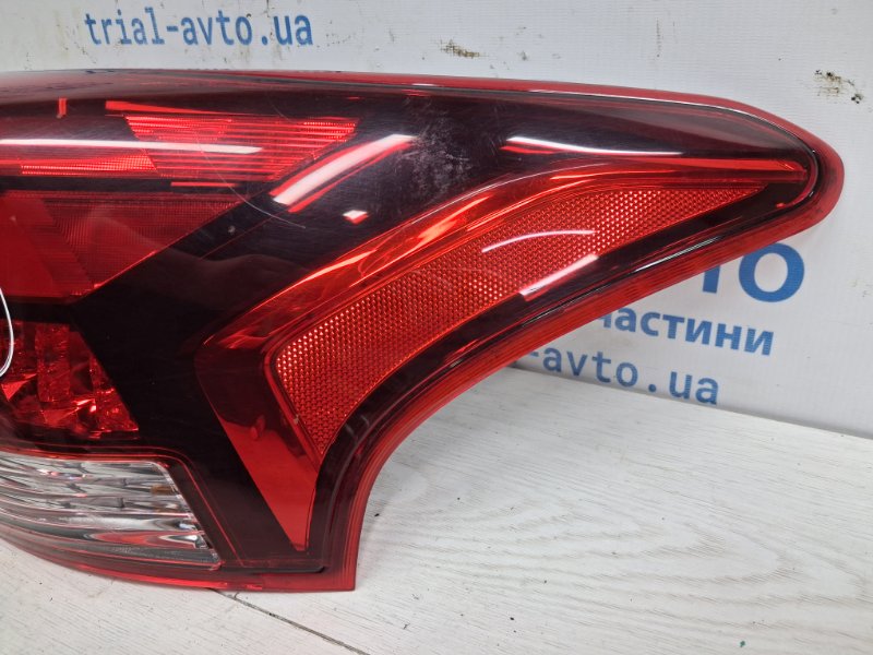 Фонарь задний внешний правый Mitsubishi Outlander GF 2.0 бензин 4B11 Фонарь задний внешний правый Mitsubishi Outlander GF 2.0 бензин 4B11