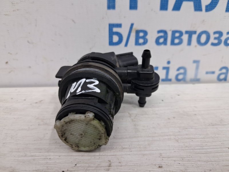 Насос омывателя фар 3 2003-2009 BK 1.6 бензин Z6 Насос омывателя фар 3 2003-2009 BK 1.6 бензин Z6
