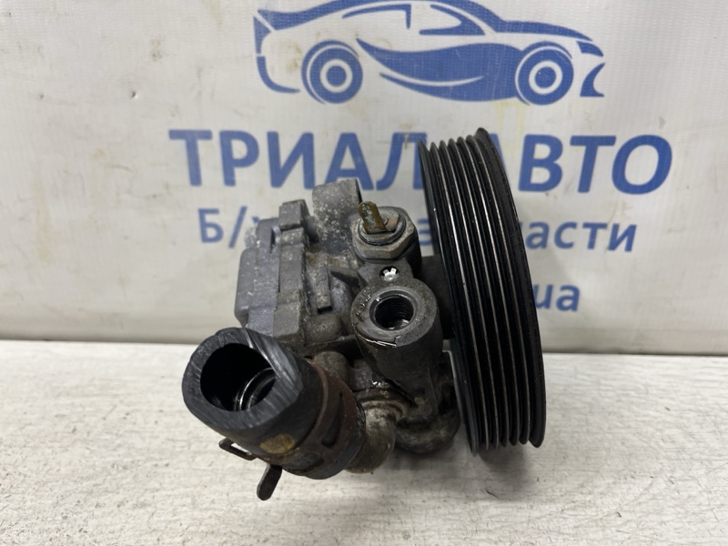Насос ГУ 3 2003-2009 BK 1.6 бензин Z6 Насос ГУ 3 2003-2009 BK 1.6 бензин Z6