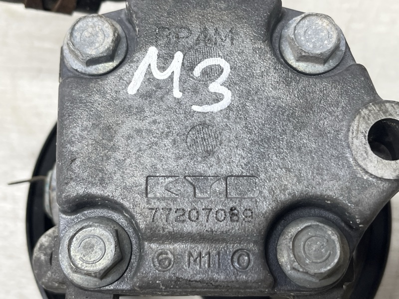 Насос ГУ 3 2003-2009 BK 1.6 бензин Z6 Насос ГУ 3 2003-2009 BK 1.6 бензин Z6